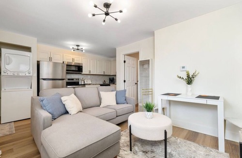 Downtown Columbus Apartment | 1BR Unit for an easy comfy stay