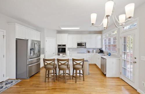 Cliftondale House | 1BR Victory Havens