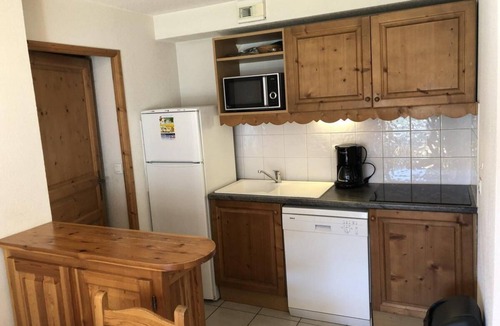 Saint-Gervais-les-Bains Apartment | 1st floor, swimming pool, balcony, tv, ski locker, 38m², Saint Gervais