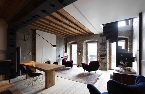 Tophane House | 1st floor dublex with garden