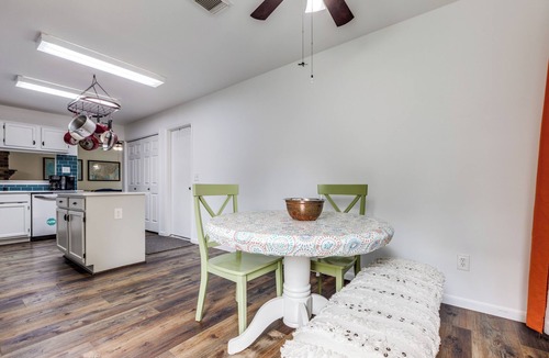Louetta House | {2:00 check-in}{No excessive chores}{12:00 checkout}{No host imposed fees}