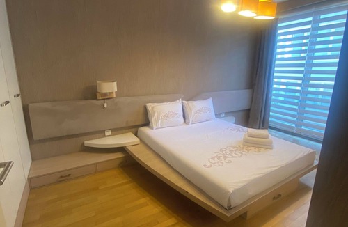 Ortakoy Apartment | 2+1 Modern Flat in Ortaköy Amazing 2-bedroom apartment with AC in Istanbul