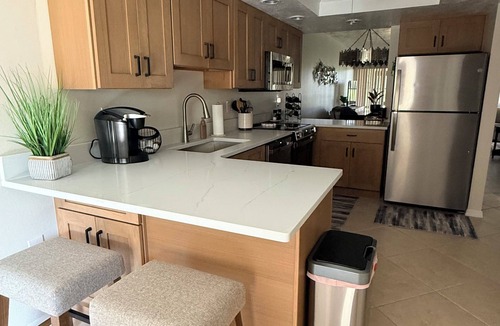 Sun 'N Lake Condo | 2/2 CONDO IN POPULAR GOLF VILLAGE AT SUN 'N LAKE! Overlooks golf course & pool!
