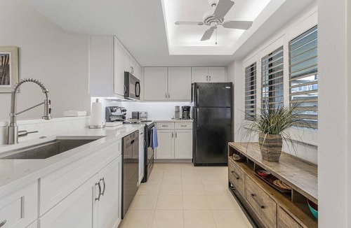 Burning Tree Condo | 2/2 Corner Unit Condo in Bonita Bay! Large Lanai Space!