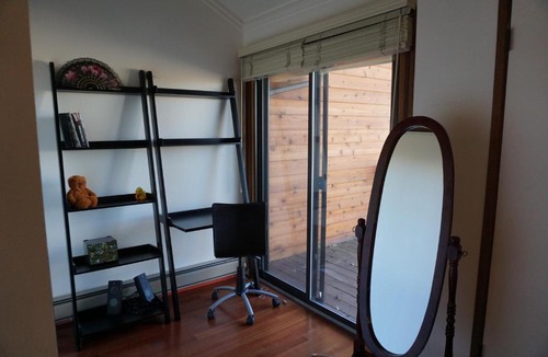 Jackson House | 2-3 bedroom/2 bath