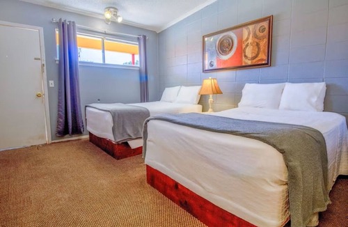 Wheeler Hotel | 2 Accommodations Near Museum, Wheeler Library, and Walking Trails + Free Parking