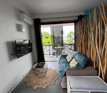 Punaauia Apartment | 2 accomodations -Studio du Manoir -Le Manoir