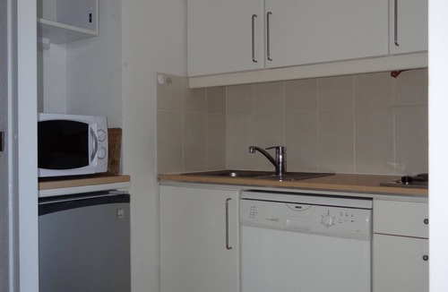 Mont-de-Lans Apartment | 2 adjoining studios at the foot of the track for 4 to 8 people