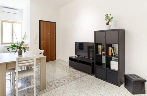 Borghesiana House | 2 Appartamenti Comunicanti a 2 Passi Dalla Metro