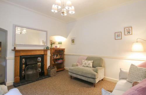 Chirk Bank House | 2 Aqueduct Cottages