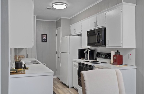 Fort Smith Apartment | 2-bd, 2-ba apartment in a prime location of Fort Smith. WiFi, AC, TV, and more.