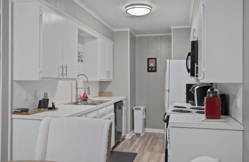 Fort Smith Apartment | 2-bd, 2-ba apartment in a prime location of Fort Smith. WiFi, AC, TV, and more.