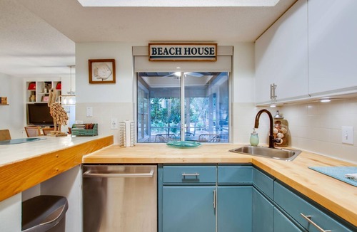 Gulf Pines Cottage | 2 BDR Cottage in Hidden Dunes | Steps to pool | 4 minute walk to beach