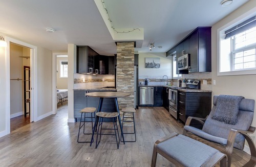 North Central Edmonton House | 2 BDRM BSMT Suite w/Ensuite Laundry + Free Parking