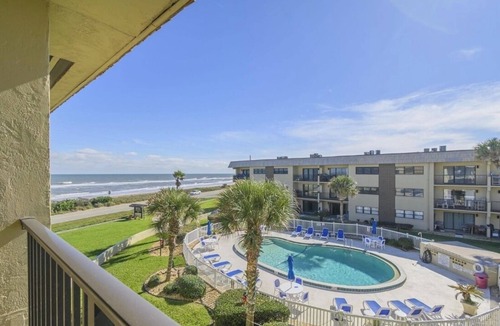 Ocean Crest Condo | 2 bdrm condo, Ormond Beach steps from the beach, views from all windows, AC WIFI