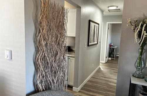 Grand Junction Apartment | 2 BDRM CONDO - Tranquility, Comfort & Location