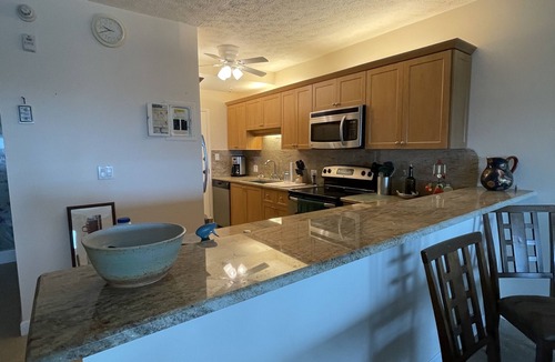 Isles of Capri Condo | 2 bdrm condo w/pool on Marco River w/Gulf views