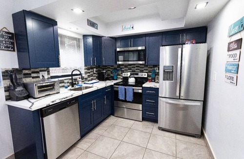 Davie Apartment | 2 BDRM Townhouse Spacious & Stylish 2 Stories NEW!