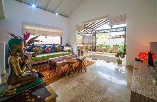 Melayang Villa | 2 BDRM Villa Damai Garuda, Ubud