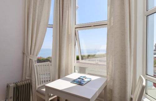 Bridlington Old Town Apartment | 2 Beach View Beaconsfield House