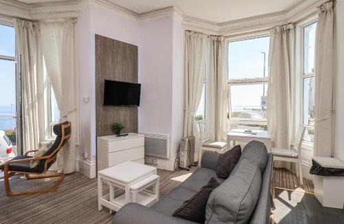 Bridlington Old Town Apartment | 2 Beach View Beaconsfield House