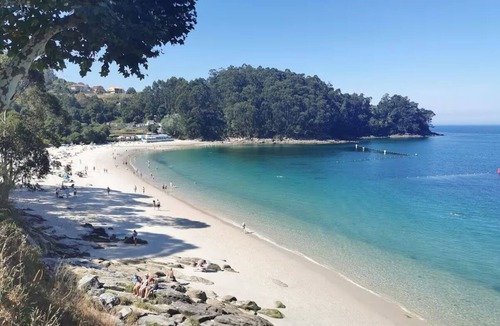 Mogor Condo | 2 BEACHES 5min WALKING distance