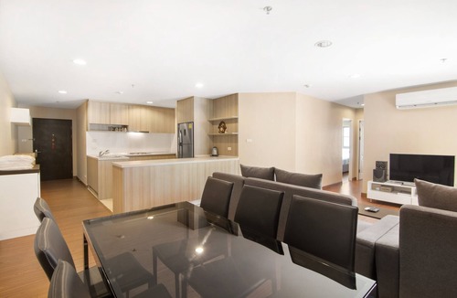 Rama 9 Apartment | 2 Bed/2 Bath Apartment/Biggest Pool/WiFi