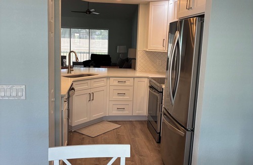 North Naples Condo | 2-bed 2- bath charming condo in North Naples off Wiggins Pass