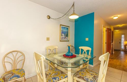 Surfside Beach House | 2 Bed 2 Bath Ground Level Golf Colony 33I Only 2 Miles To The Beach