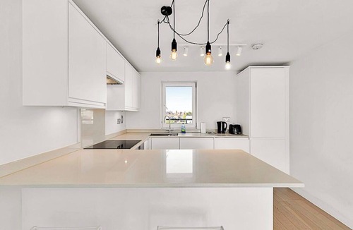 Churchill Apartment | 2-Bed, 2-Bath Third Floor Flat