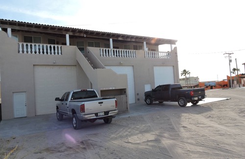 Cholla Bay Condo | 2 bed,2 bath upper condo only steps from the beach. 360 degree views.of ocean!