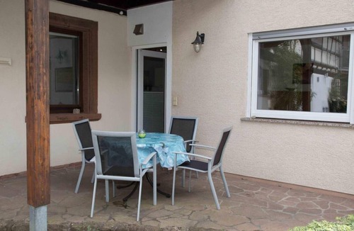 Minfeld Apartment | 2-bed apartment "Ferienwohnung Hofgarten" - Guesthouse Solana