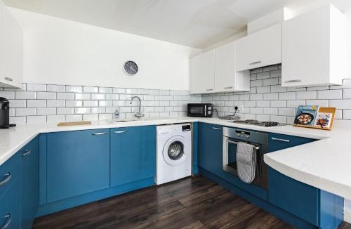Hull Apartment | 2 Bed Apartment West Hull Secure Parking suit Work or Leisure