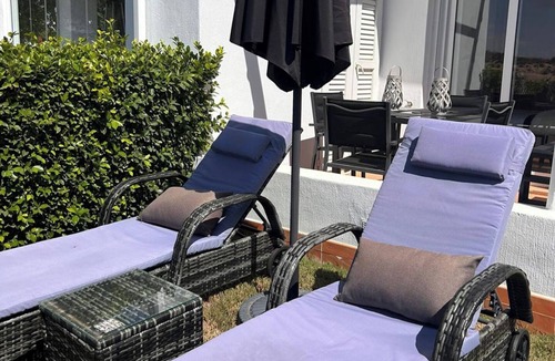 Alhama de Murcia Apartment | 2 Bed Apt Sleeps 4 - Enclosed Patio - Free Parking