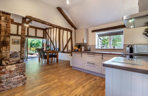 Halesworth Cottage | 2 Bed in All Saints South Elmham (oc-j29830)