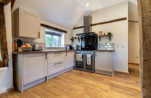 Halesworth Cottage | 2 Bed in All Saints South Elmham (oc-j29830)