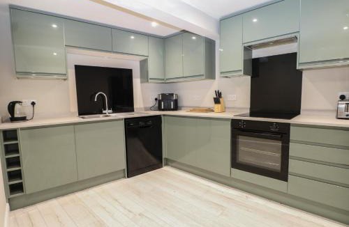Bishops Waltham Apartment | 2 Bed