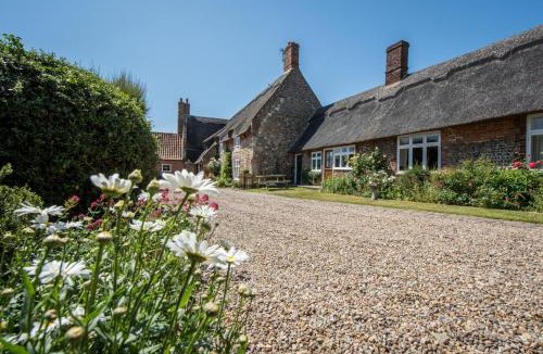 Bacton House | 2 Bed in Bacton oc-710