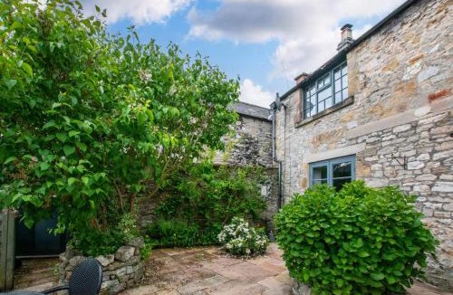 Bakewell House | 2 Bed in Bakewell oc-91038