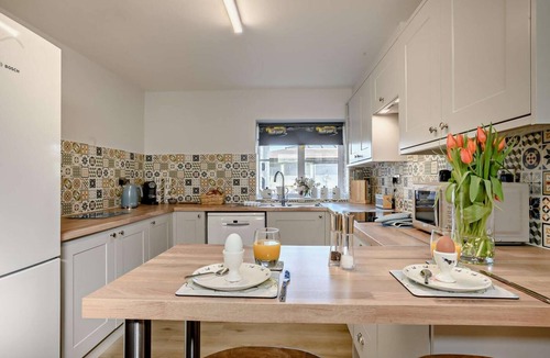 Fakenham Cottage | 2 Bed in Bale (oc-v27448)
