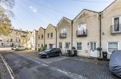 Bath Cottage | 2 Bed in Bath (oc-bhr54)
