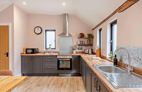 Halstead Cottage | 2 Bed in Baythorne End (oc-t30556)