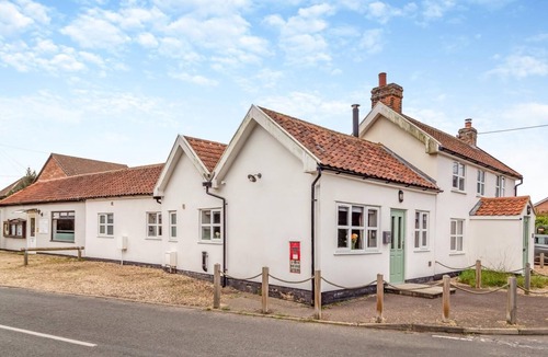 Ipswich House | 2 Bed in Bentley (oc-thpo)