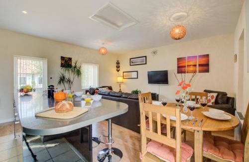Irstead House | 2 Bed in Blofield Heath oc-1467