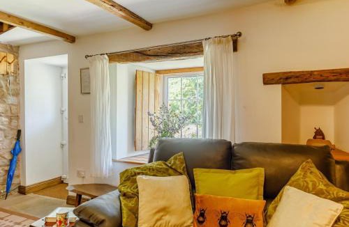 Brampton House | 2 Bed in Brampton oc-73578