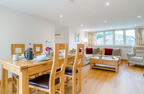 Barrow Gurney House | 2 Bed in Bristol oc-72582