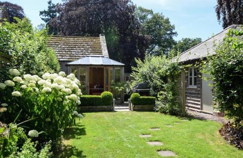 Pencombe House | 2 Bed in Bromyard oc-27478