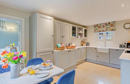 Pencombe House | 2 Bed in Bromyard oc-27478