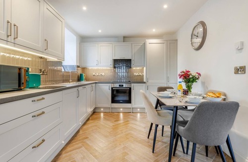 Glandyfi Cottage | 2 Bed in Capel Bangor (oc-m30146)