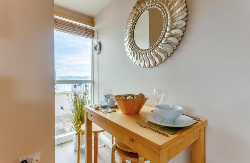 Cromarty Apartment | 2 Bed in Cromarty oc-s32047